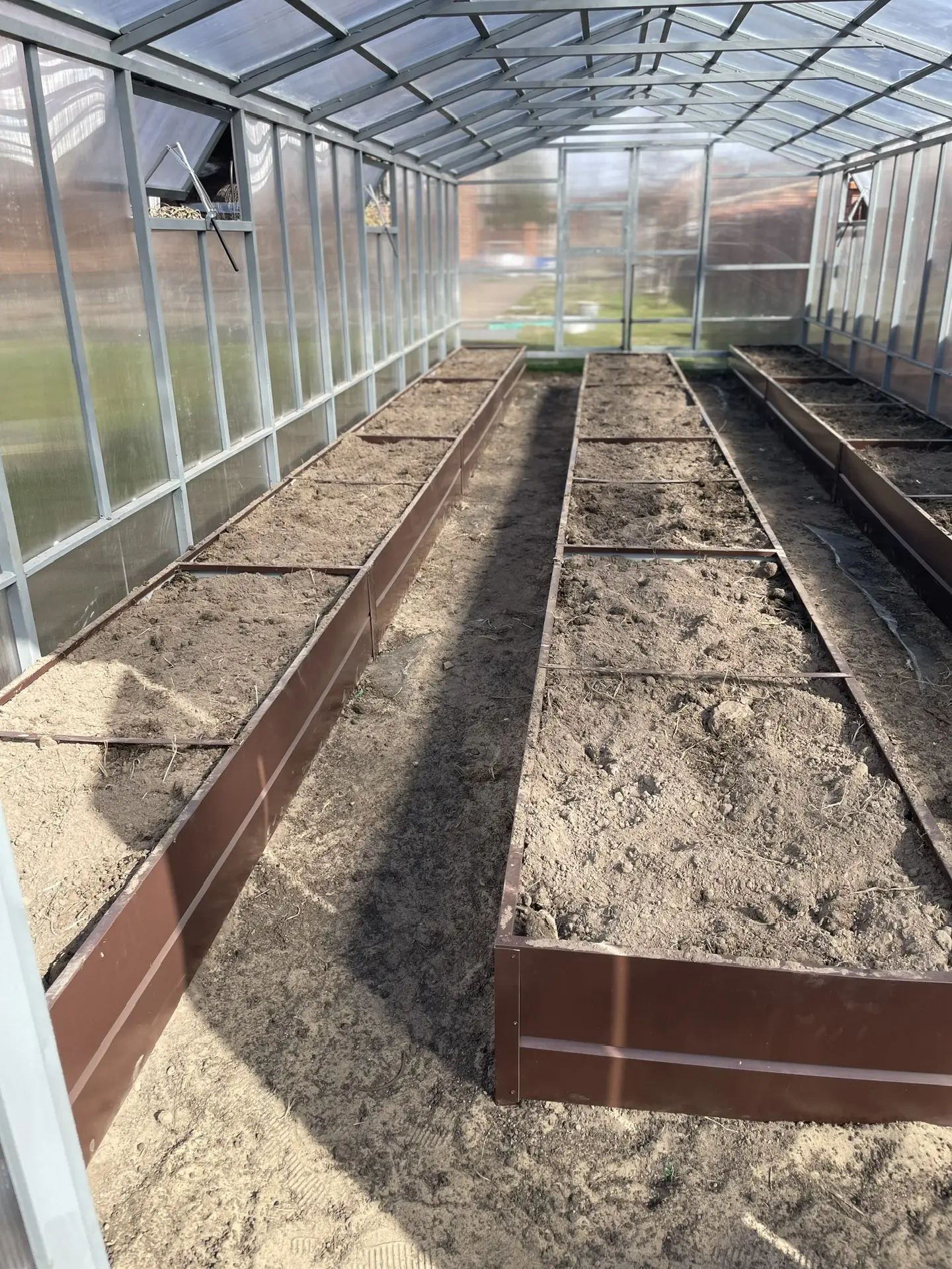 Металлические грядки и клумбы - изготовление в Казани