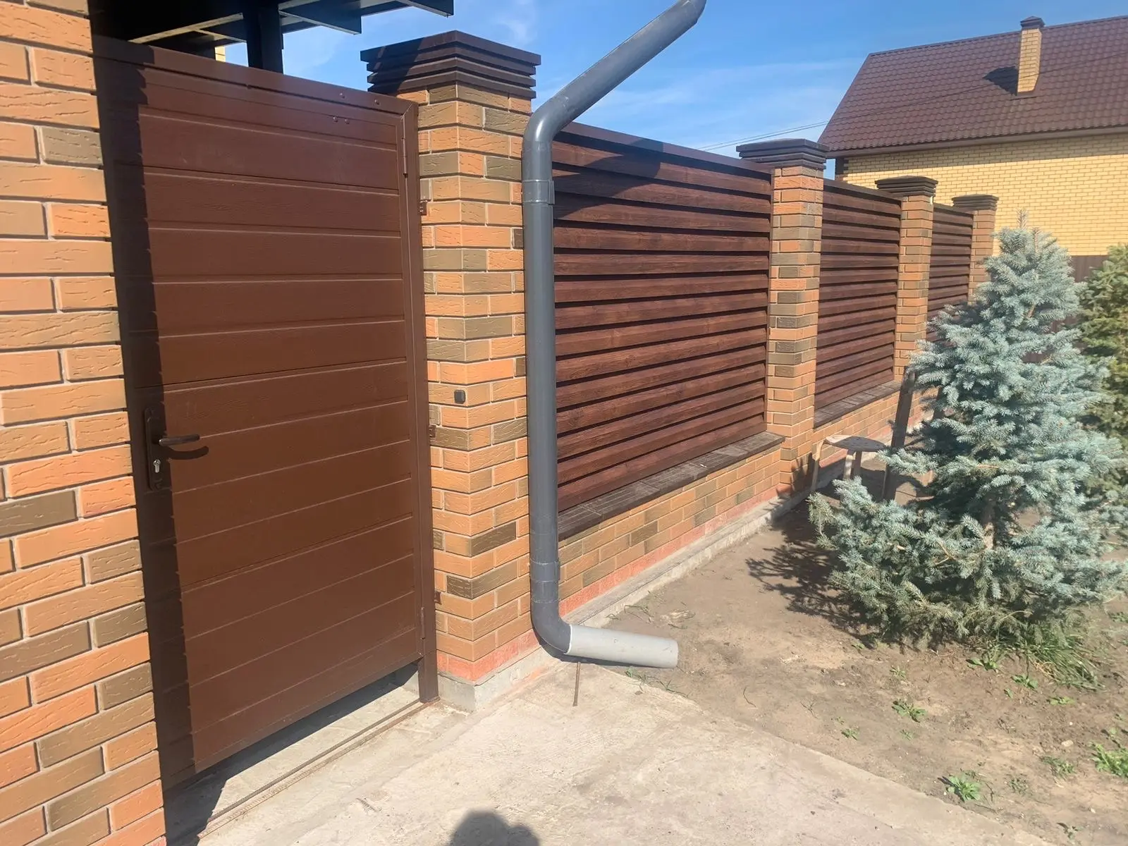 Забор жалюзи металлический